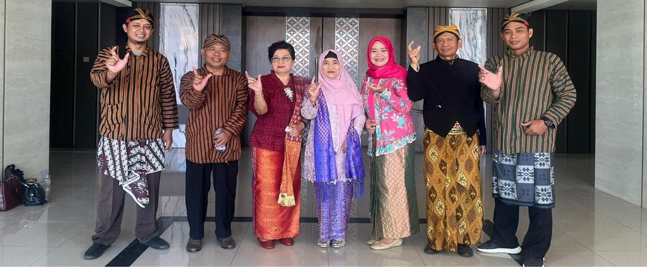 Unggul dan Profesional
